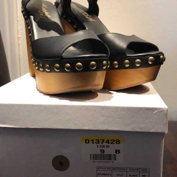 NOWT Browns Brand “MIMOSA” Heeled Leather Open Toe Clog with Studs - Picture 8 of 8